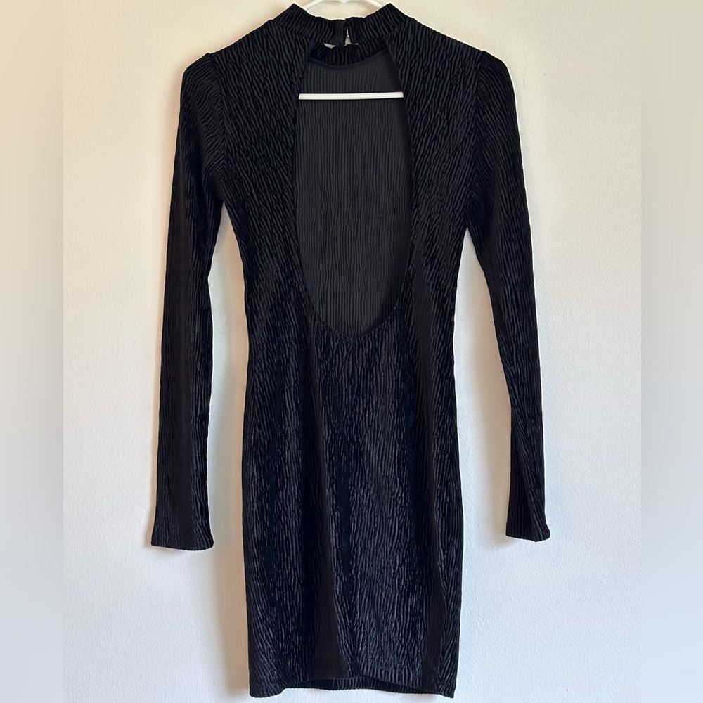 H&M BLACK DRESS - Picture 4 of 4